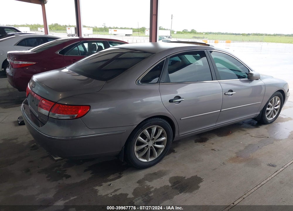 2006 HYUNDAI AZERA LIMITED/SE VIN: KMHFC46FX6A121931