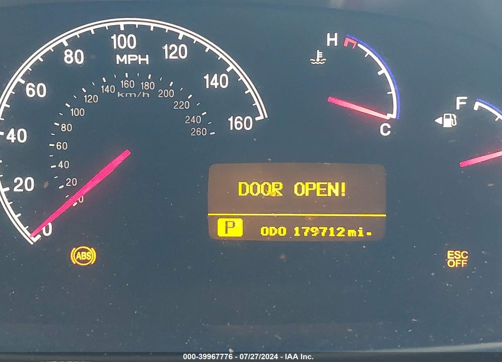 2006 HYUNDAI AZERA LIMITED/SE VIN: KMHFC46FX6A121931