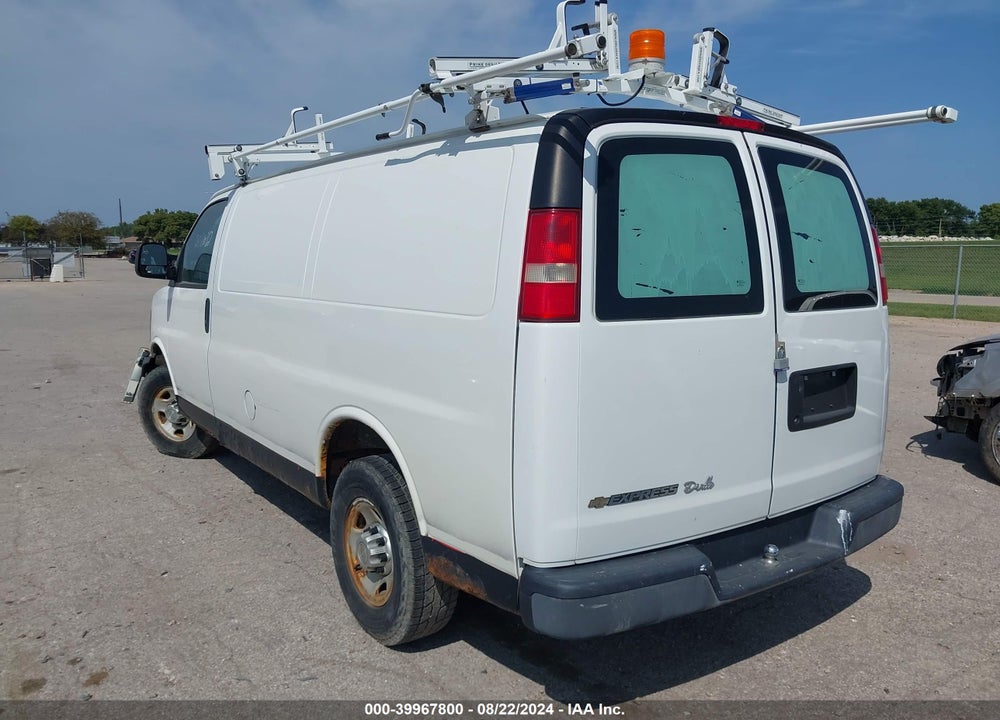 2011 CHEVROLET EXPRESS 2500 VIN: 1GCWGFBA2B1105523