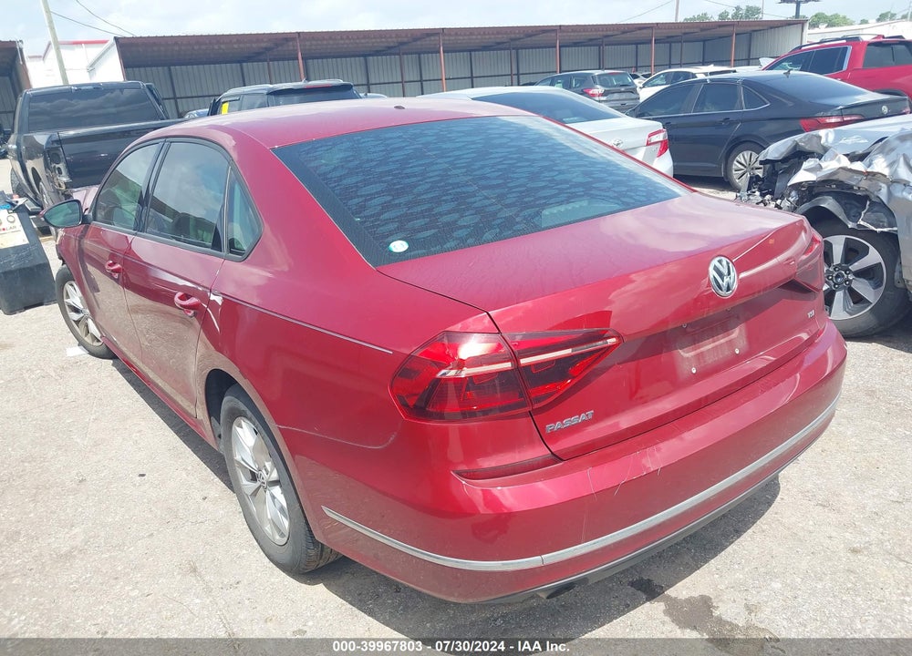 2018 VOLKSWAGEN PASSAT VIN: 1VWAA7A37JC007933