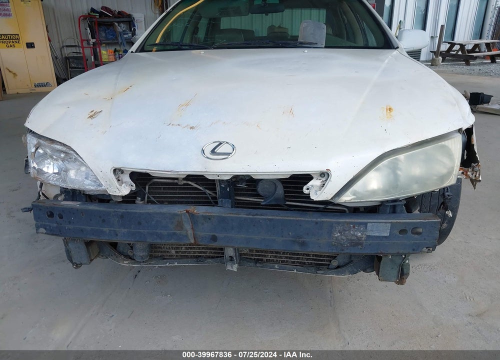 1997 LEXUS ES 300 VIN: JT8BF22G0V0043370