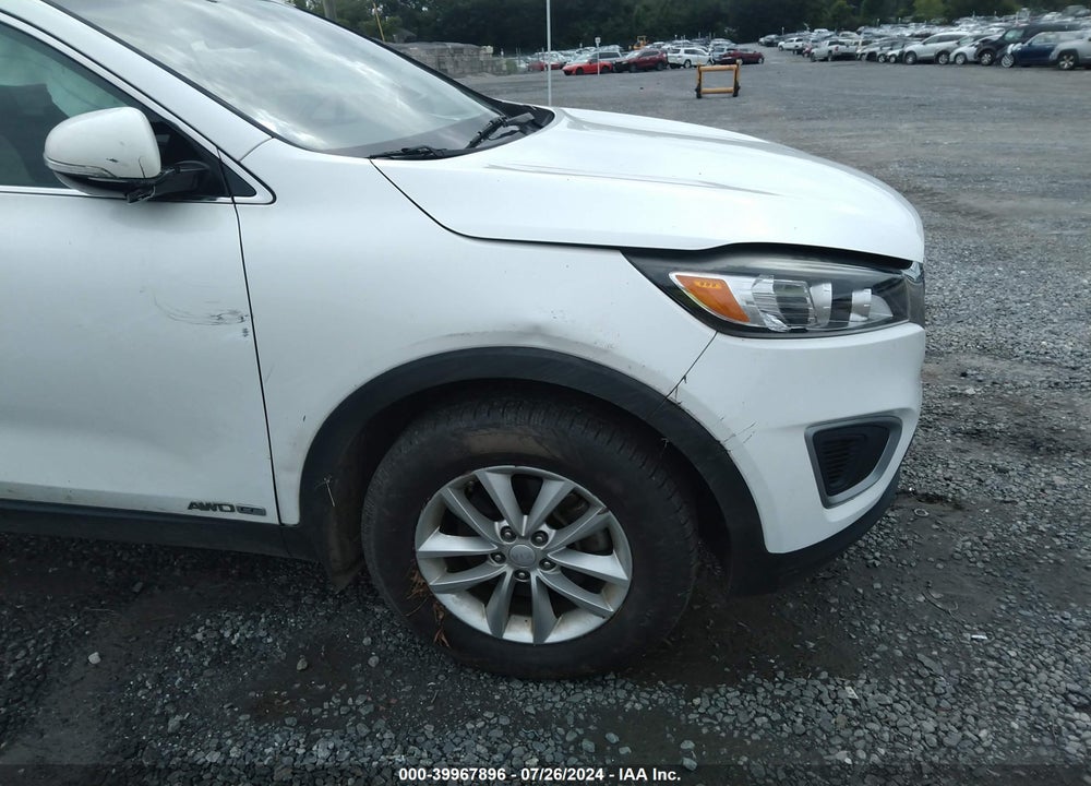 2016 KIA SORENTO 3.3L LX VIN: 5XYPGDA59GG173354