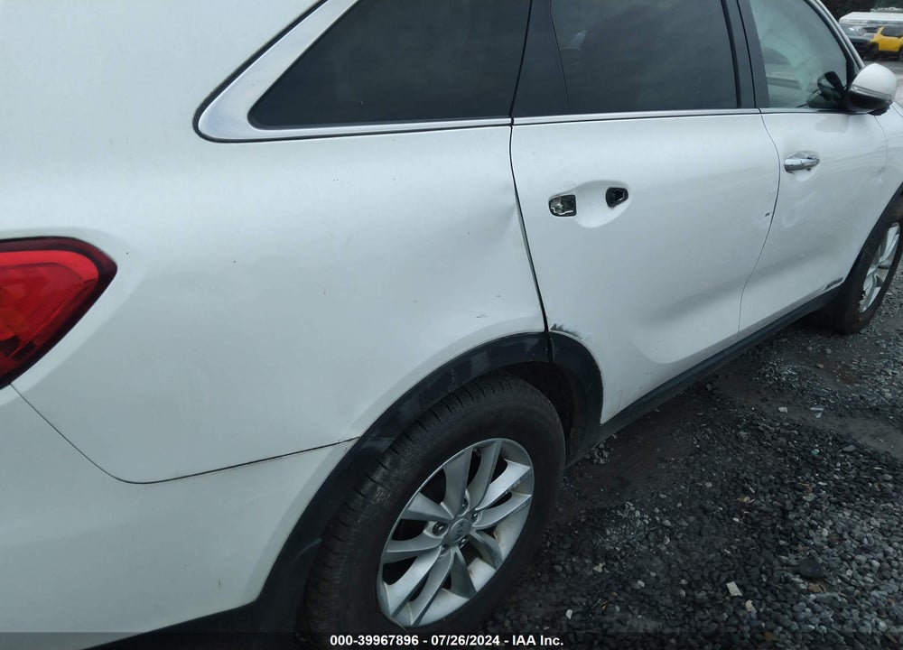 2016 KIA SORENTO 3.3L LX VIN: 5XYPGDA59GG173354