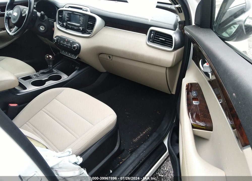 2016 KIA SORENTO 3.3L LX VIN: 5XYPGDA59GG173354