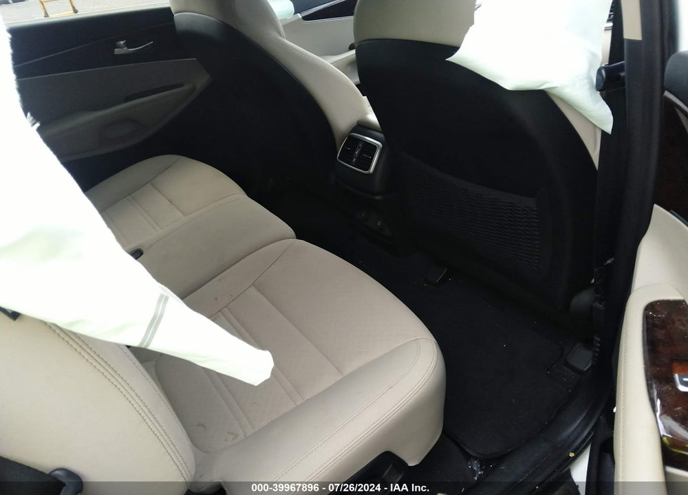 2016 KIA SORENTO 3.3L LX VIN: 5XYPGDA59GG173354