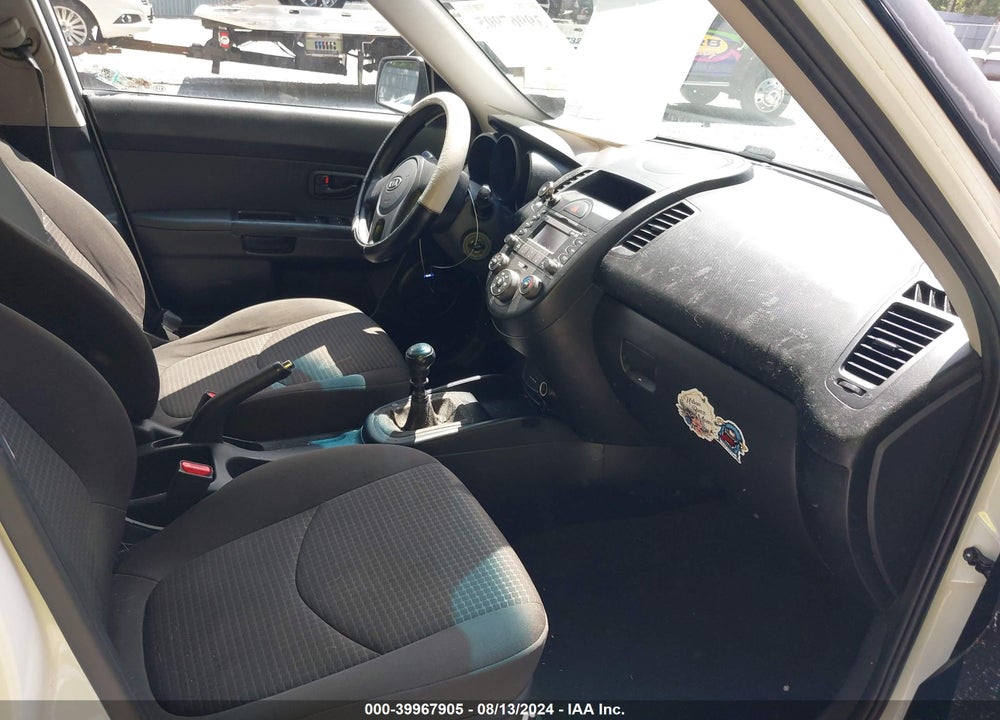 2011 KIA SOUL VIN: KNDJT2A19B7304968
