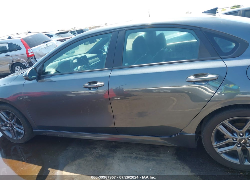 2021 KIA FORTE GT LINE VIN: 3KPF34AD8ME317239