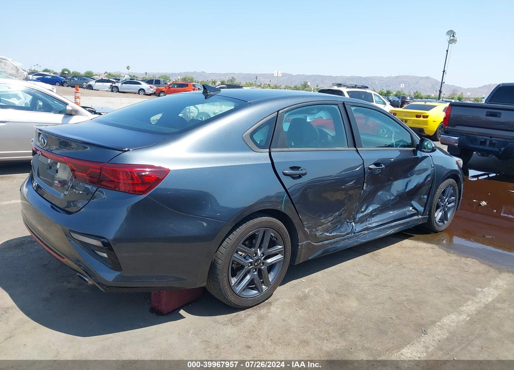 2021 KIA FORTE GT LINE VIN: 3KPF34AD8ME317239