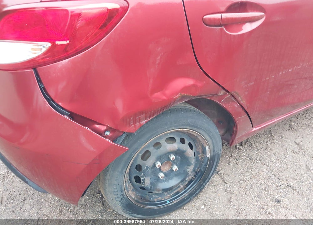 2014 MAZDA 2 SPORT VIN: JM1DE1KY3E0177578
