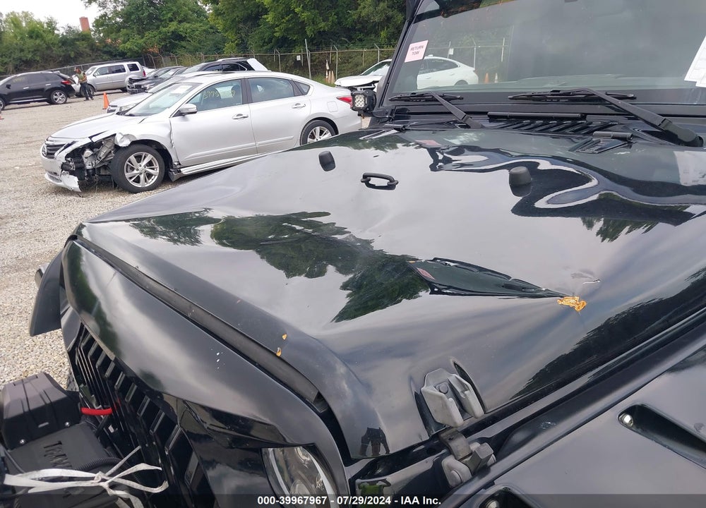 2011 JEEP WRANGLER UNLIMITED RUBICON VIN: 1J4BA6H18BL556896