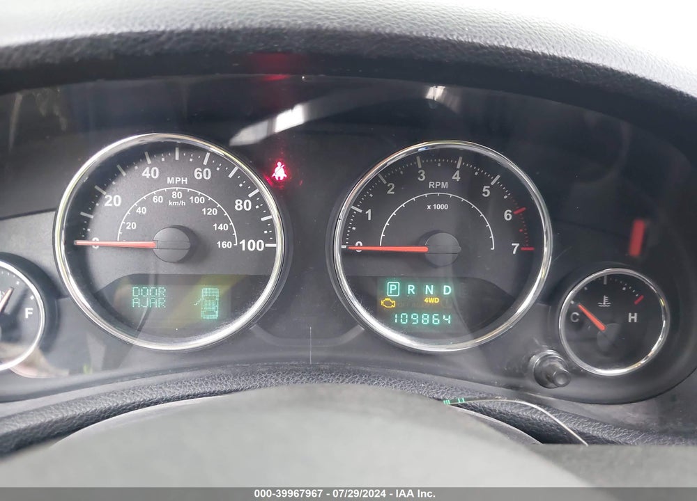 2011 JEEP WRANGLER UNLIMITED RUBICON VIN: 1J4BA6H18BL556896