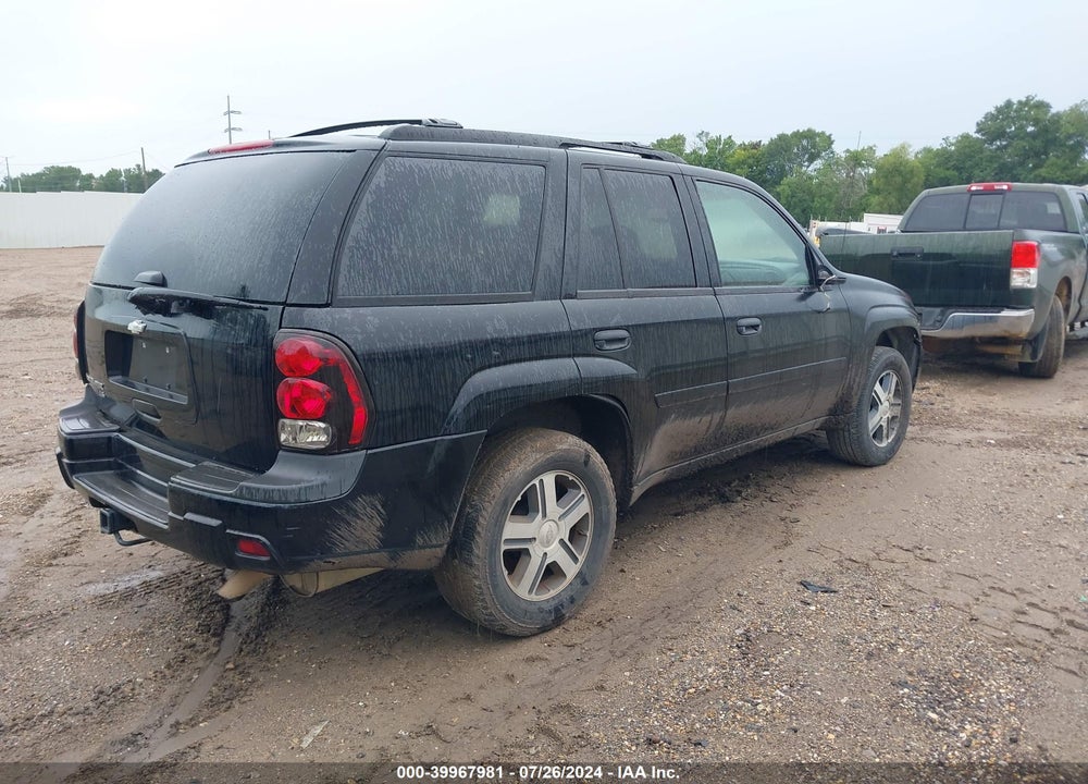 2007 CHEVROLET TRAILBLAZER LS VIN: 1GNDS13S372294689