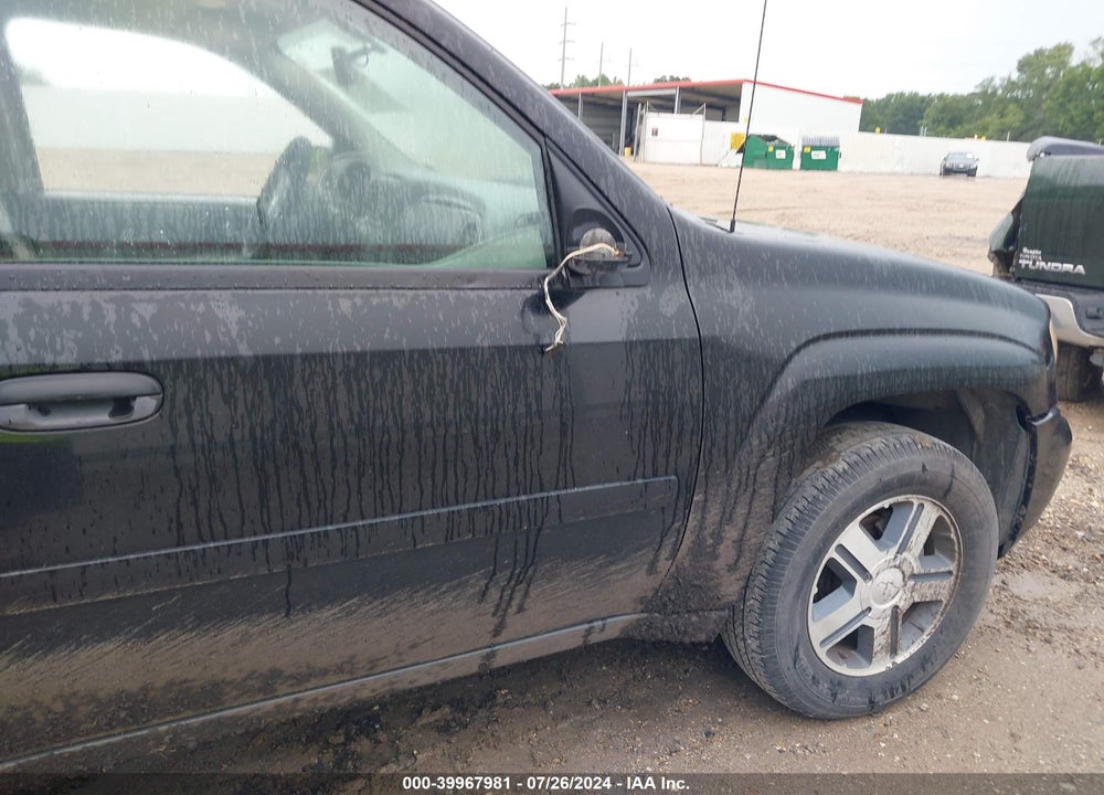 2007 CHEVROLET TRAILBLAZER LS VIN: 1GNDS13S372294689