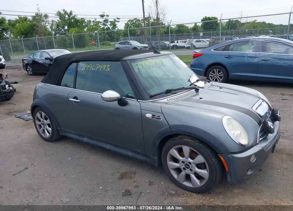 2006 MINI COOPER S VIN: WMWRH33576TF86129
