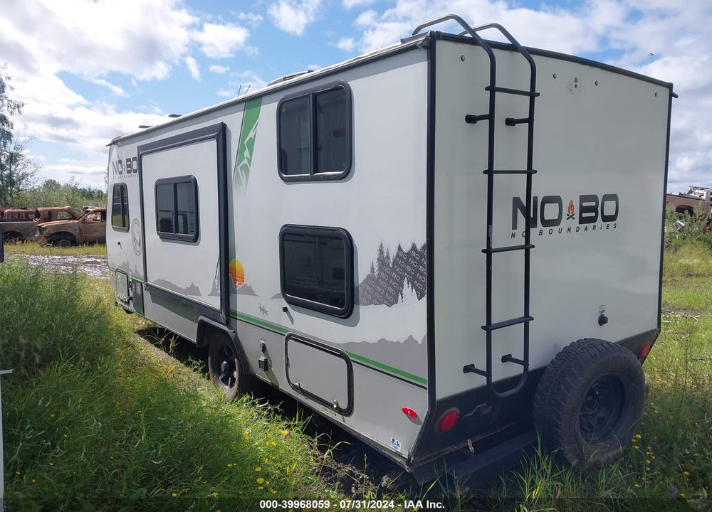 2021 FOREST RIVER NO BOUNDARIES 19.8 VIN: 4X4TRPV19MR204689