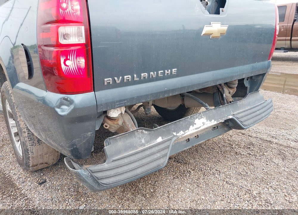2008 CHEVROLET AVALANCHE 1500 LT VIN: 3GNEC12J18G107548