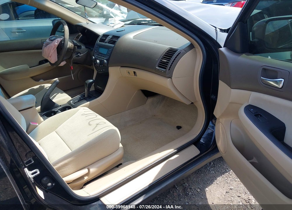 2007 HONDA ACCORD 2.4 LX VIN: 3HGCM56457G700600
