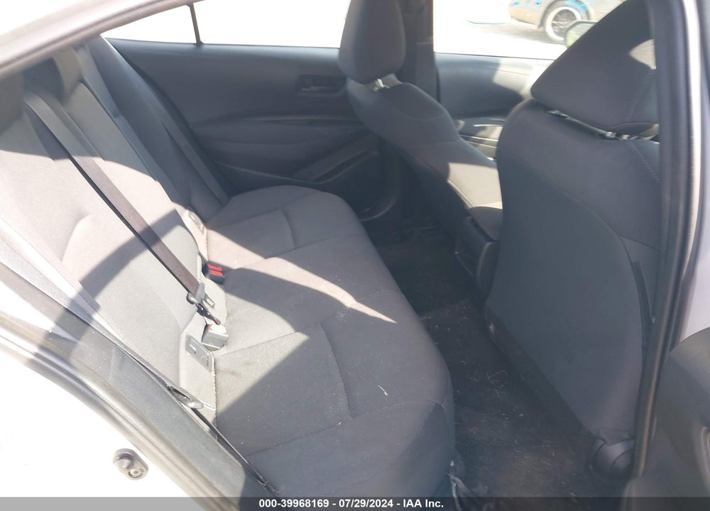 2022 TOYOTA COROLLA LE VIN: 5YFEPMAE5NP294169