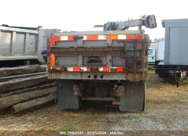 2008 STERLING TRUCK L 9500 VIN: 2FZAAZCVX8AZ51483