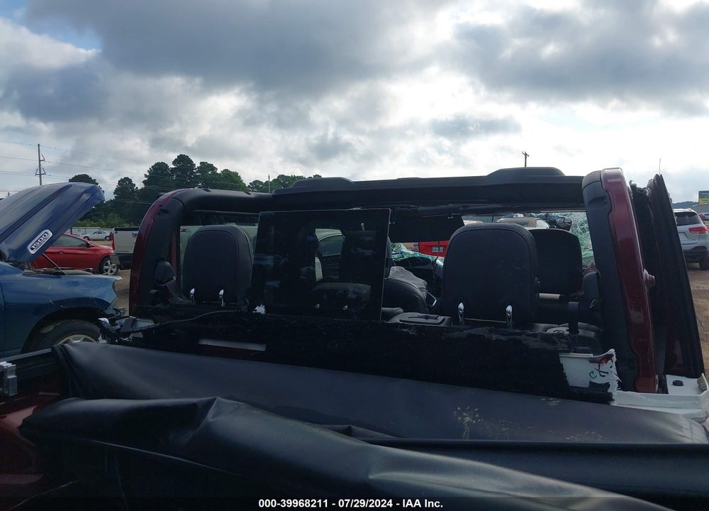 2021 JEEP GLADIATOR OVERLAND 4X4 VIN: 1C6HJTFG8ML590899