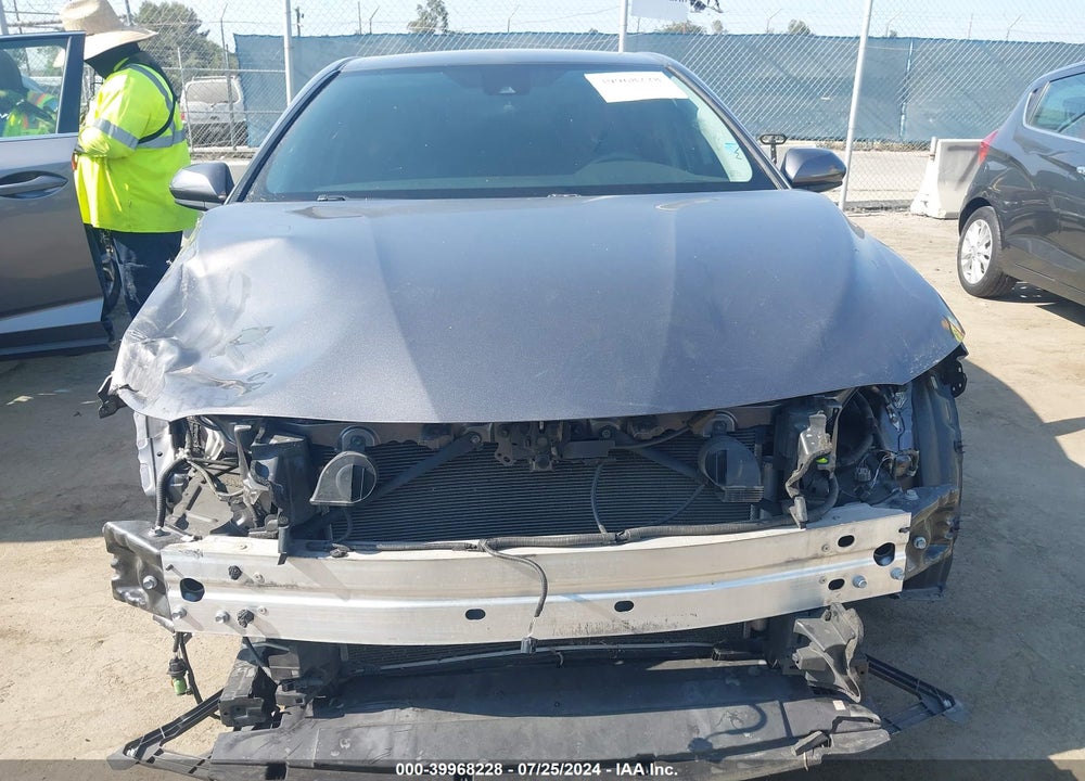 2019 TOYOTA CAMRY SE VIN: 4T1B11HK5KU283360