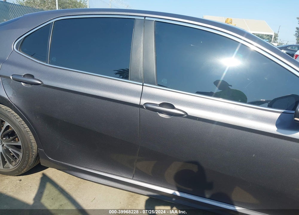 2019 TOYOTA CAMRY SE VIN: 4T1B11HK5KU283360