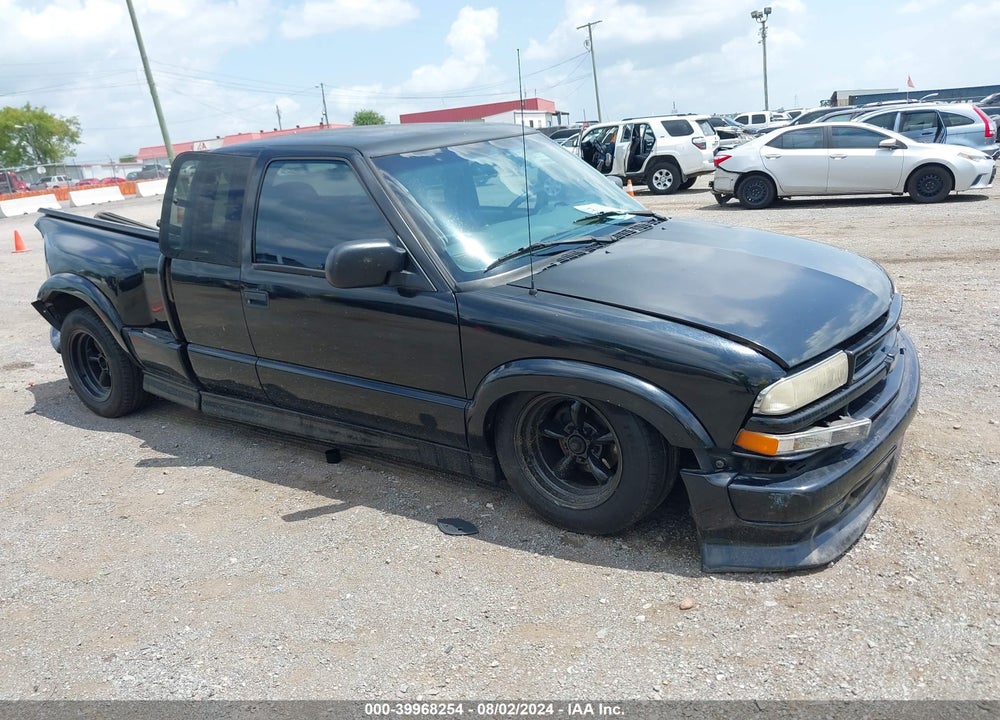 1999 CHEVROLET S-10 LS VIN: 1GCCS19W1X8204743