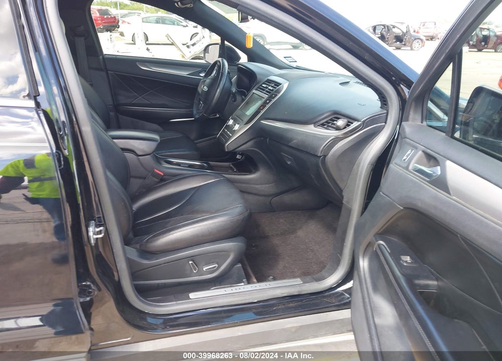 2017 LINCOLN MKC PREMIERE VIN: 5LMCJ1C91HUL46887