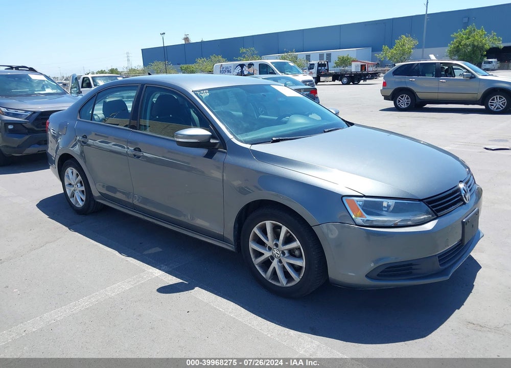2012 VOLKSWAGEN JETTA 2.5L SE VIN: 3VWDP7AJ2CM317726