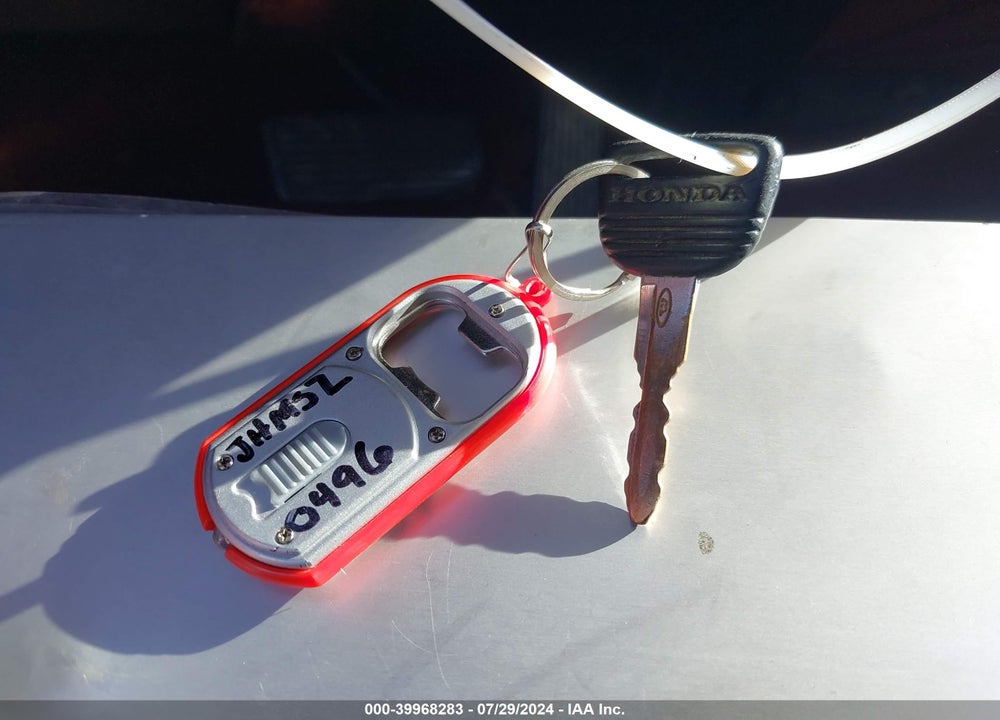 1983 HONDA ACCORD LX VIN: JHMSZ7337DC070496