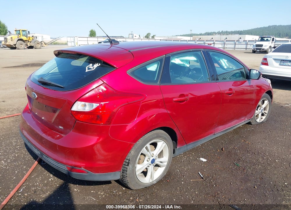 2014 FORD FOCUS SE VIN: 1FADP3K21EL454587