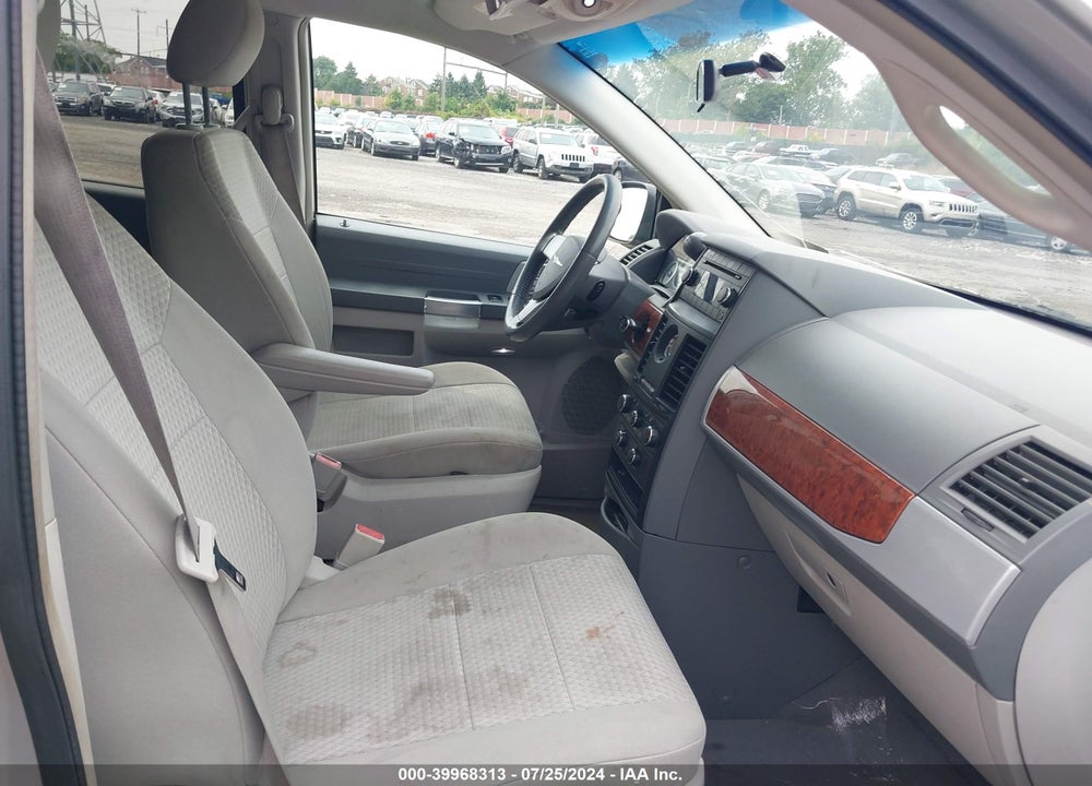2008 CHRYSLER TOWN & COUNTRY TOURING VIN: 2A8HR54P88R121026