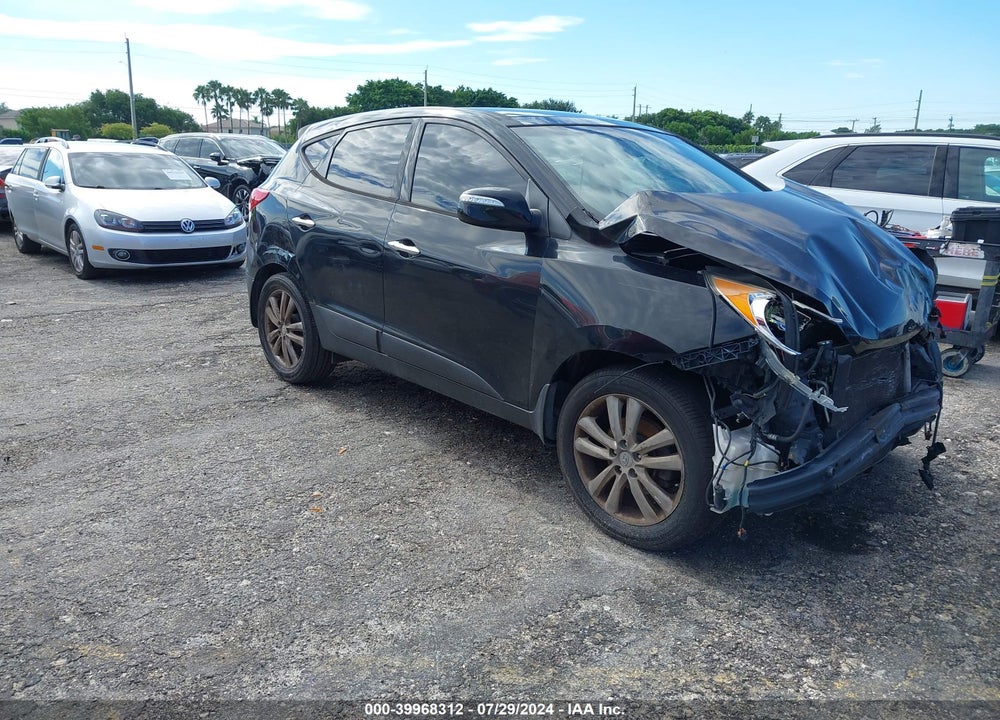 2013 HYUNDAI TUCSON LIMITED VIN: KM8JU3AC2DU600726