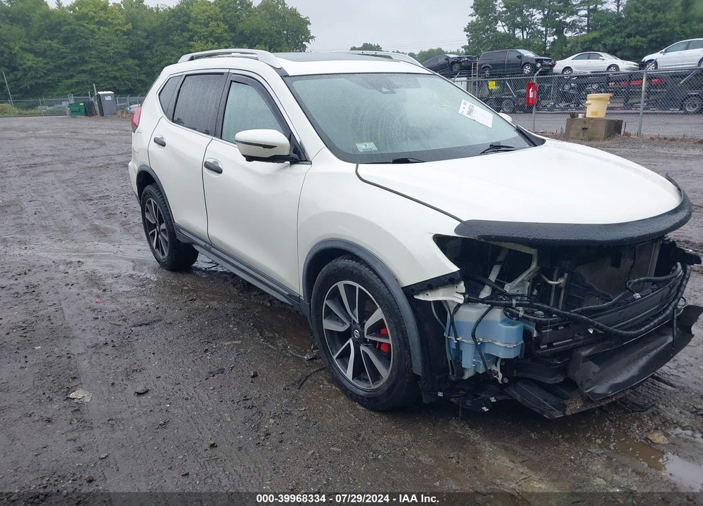 2018 NISSAN ROGUE SL VIN: JN8AT2MV4JW316002