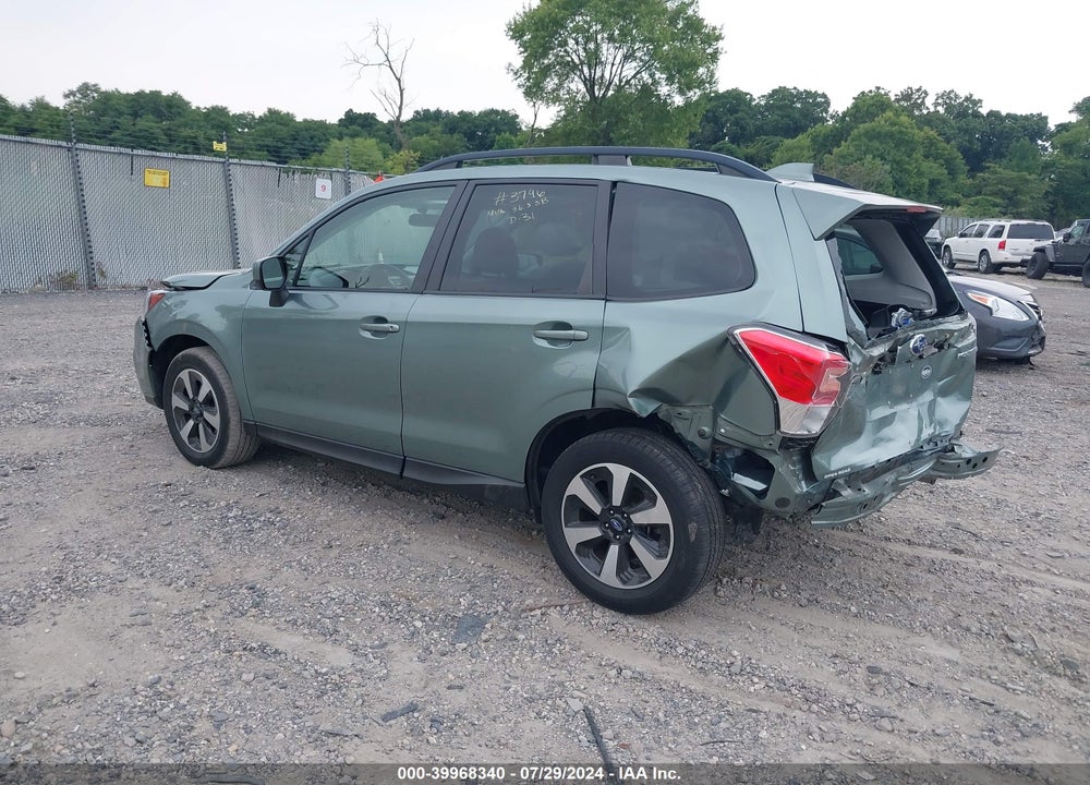 2018 SUBARU FORESTER 2.5I PREMIUM VIN: JF2SJAEC3JH466587