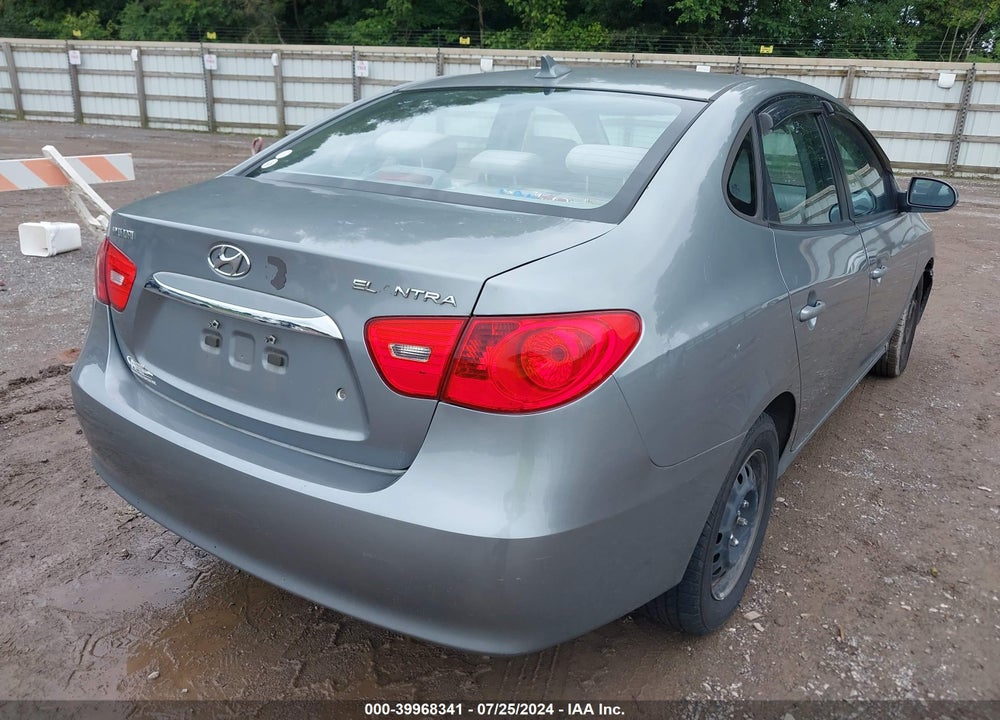 2010 HYUNDAI ELANTRA GLS VIN: KMHDU4AD0AU193500