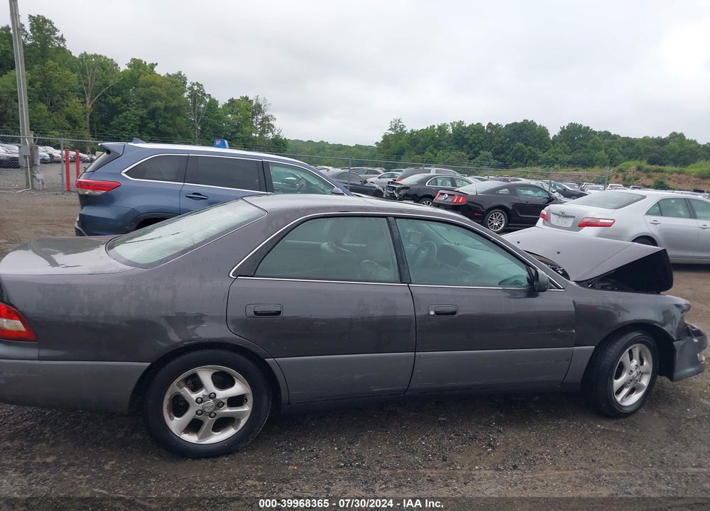 2001 LEXUS ES 300 VIN: JT8BF28G910292736