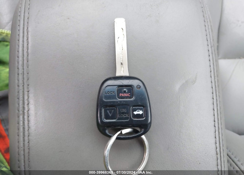 2001 LEXUS ES 300 VIN: JT8BF28G910292736