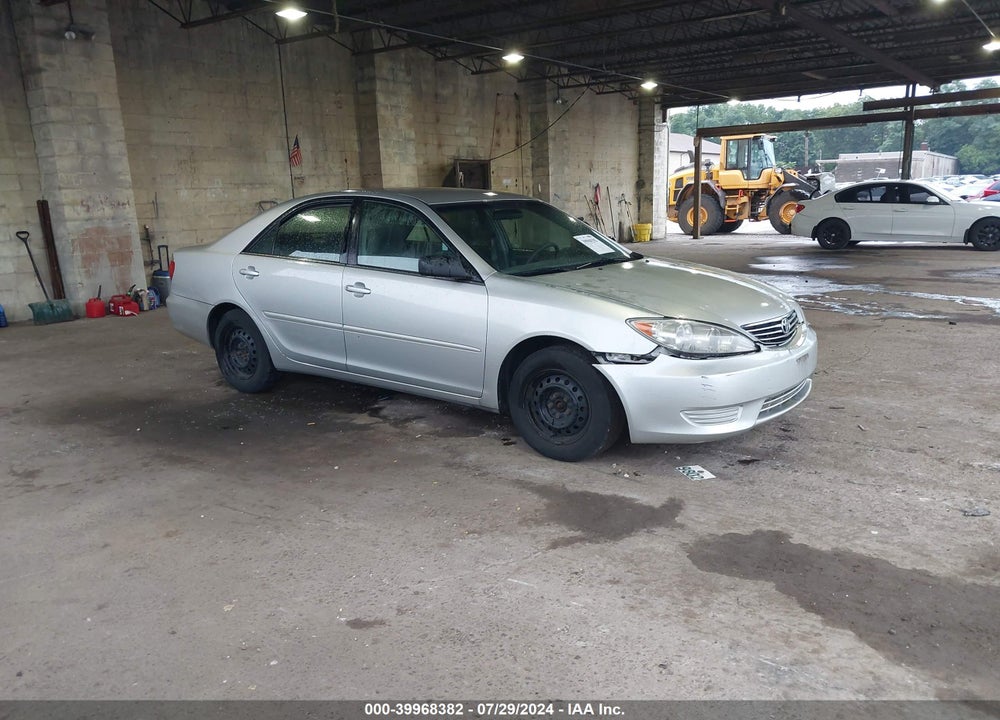 2005 TOYOTA CAMRY STD/ VIN: 4T1BE32K05U608378