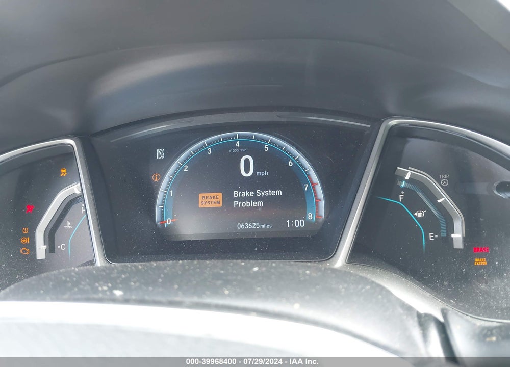 2018 HONDA CIVIC EX VIN: 19XFC2F73JE031575