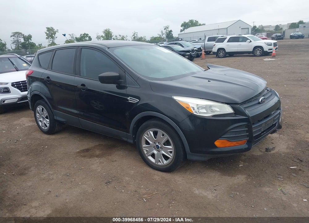 2013 FORD ESCAPE S VIN: 1FMCU0F77DUB45021