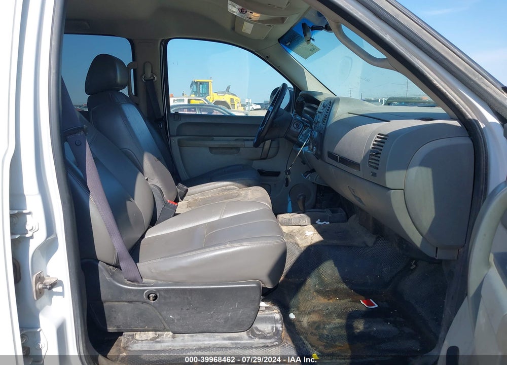 2011 CHEVROLET SILVERADO 2500HD WORK TRUCK VIN: 1GC1KVCGXBF241424