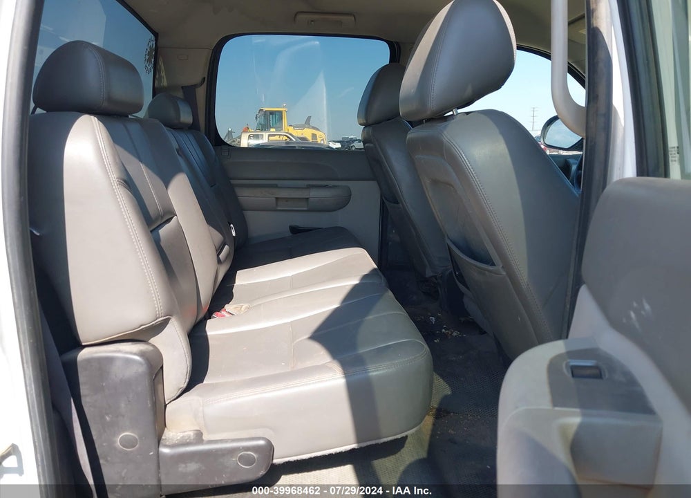 2011 CHEVROLET SILVERADO 2500HD WORK TRUCK VIN: 1GC1KVCGXBF241424