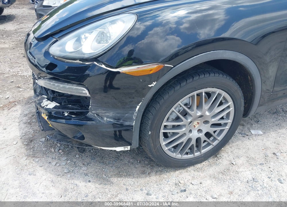 2012 PORSCHE CAYENNE VIN: WP1AA2A24CLA02865