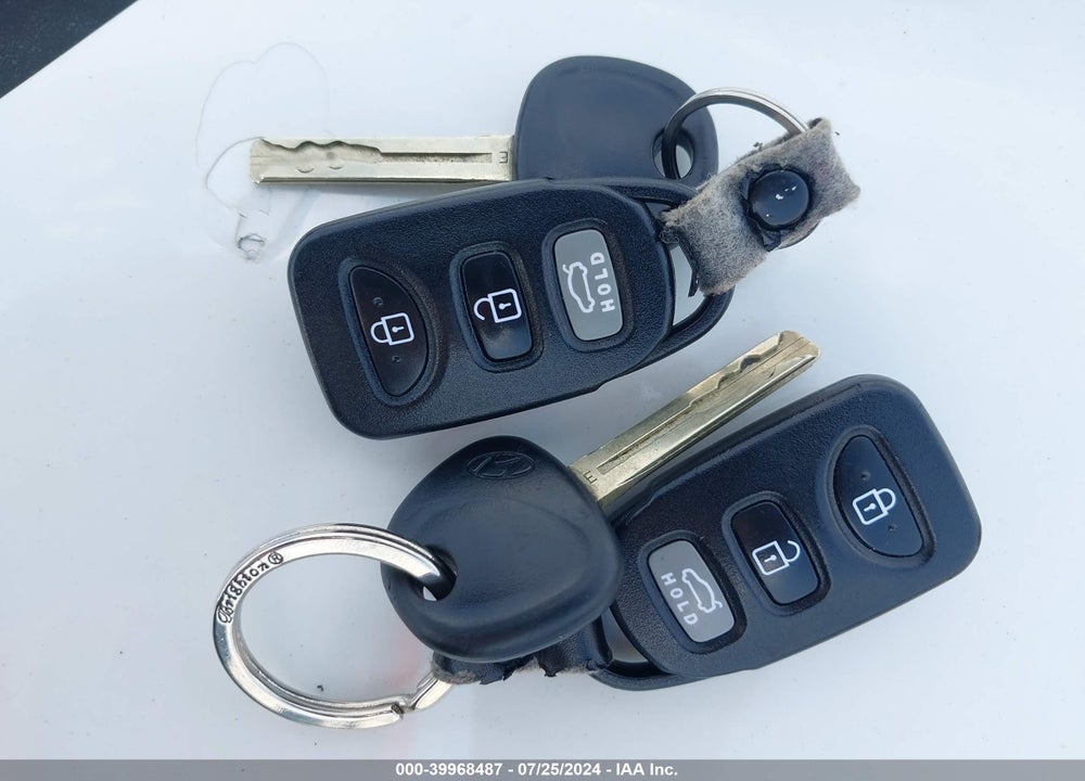 2013 HYUNDAI SONATA GLS VIN: 5NPEB4AC9DH754538