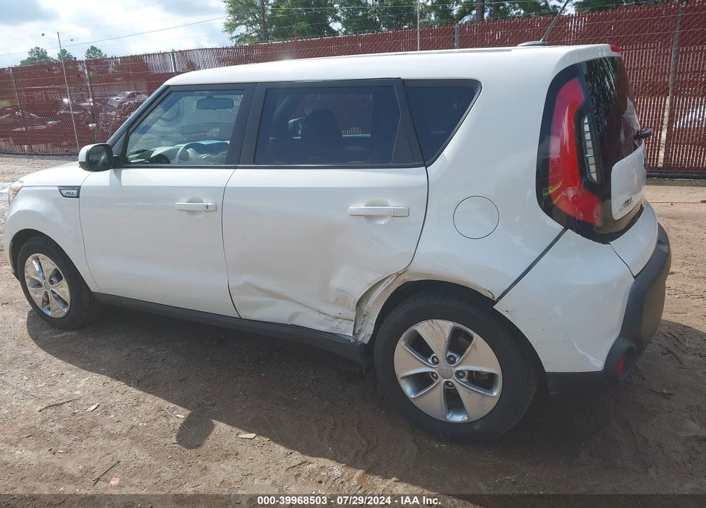 2015 KIA SOUL VIN: KNDJN2A27F7212153