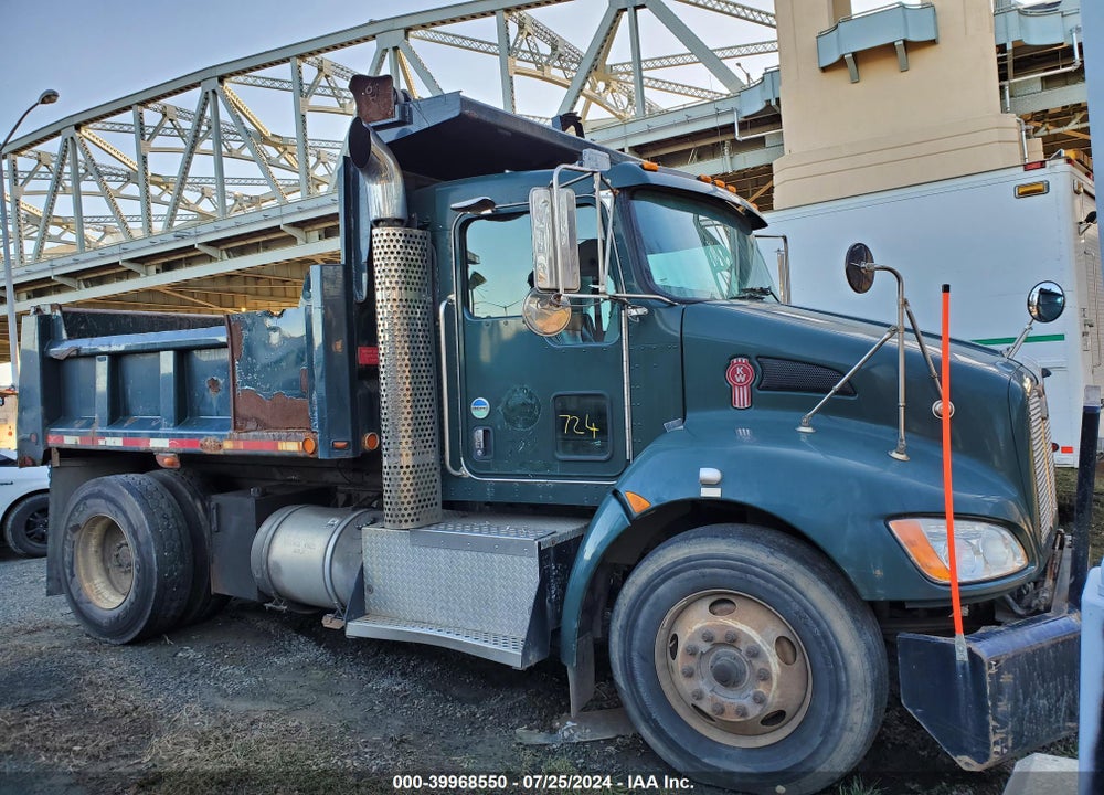 2011 KENWORTH CONSTRUCTION T370 VIN: 2NKHHM8AXBM272544