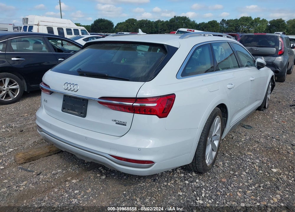 2022 AUDI A6 ALLROAD PREMIUM PLUS 55 TFSI QUATTRO S TRONIC VIN: WAU72BF28NN067546