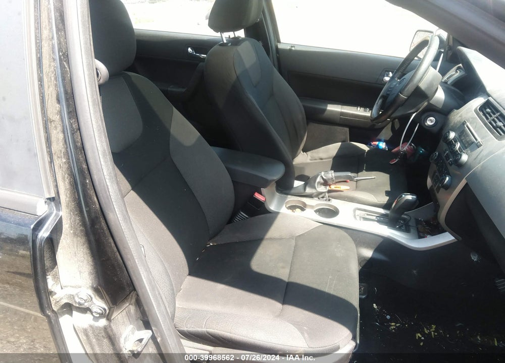 2009 FORD FOCUS SES VIN: 1FAHP36N69W177560