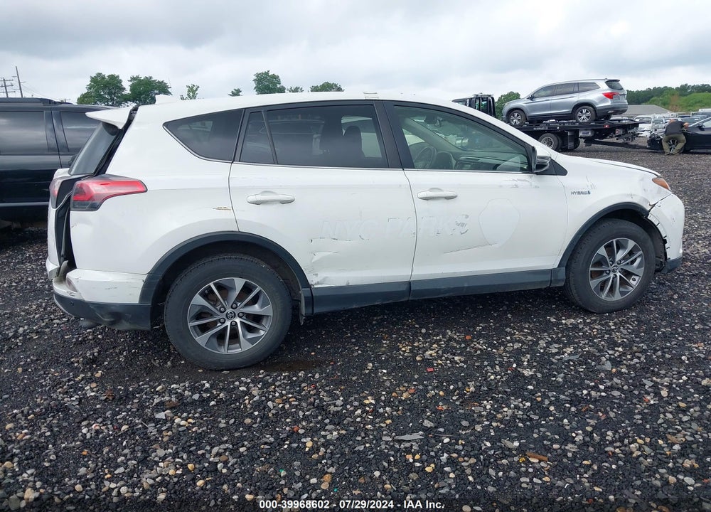 2016 TOYOTA RAV4 HYBRID XLE VIN: JTMRJREV6GD032631